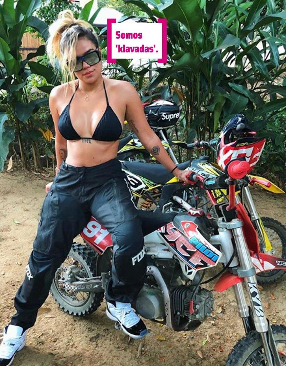 Karol G, con su moto