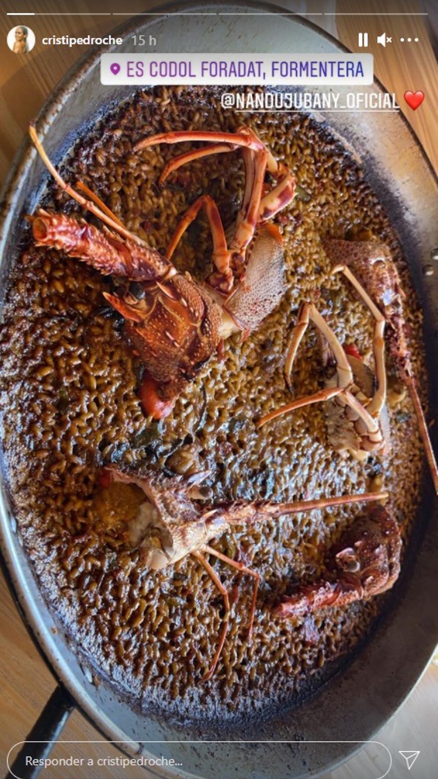 Cristina Pedroche y David Muñoz disfrutan de un arroz en &#039;Es Codol Foradat&#039;, en Formentera.