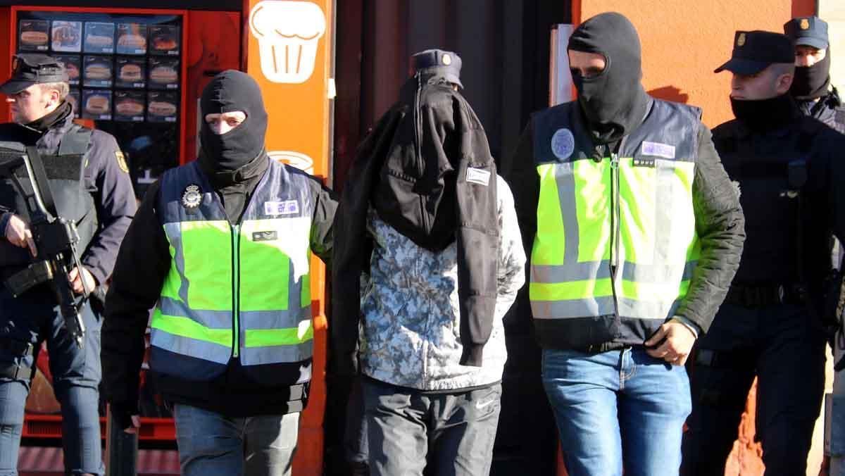 Operació realitzada a Figueres, on s’han detingut dues persones.