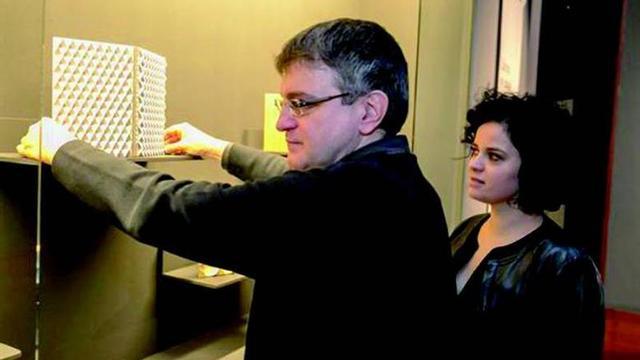 'Libros en papel' fusiona la encuadernación y la papiroflexia
