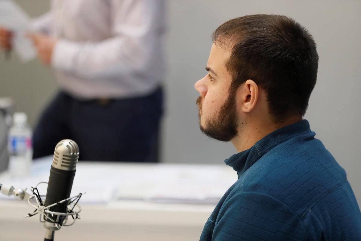 GRAF2100  MADRID  01 02 2018 - La Audiencia Nacional juzga hoy de nuevo al rapero Pablo Hasel  al que ya condeno a 2 anos de carcel por enaltecer el terrorismo  por alabar a grupos terroristas e insultar a la Corona y a los Cuerpos de Seguridad en su cuenta de Twitter  y en un video en YouTube titulado  Juan Carlos el Bobon   La Fiscalia pide para el 2 anos de prision y multas que suman 40 500 euros por los delitos de enaltecimiento del terrorismo  de calumnias e injurias contra la Corona y contra las instituciones del Estado  EFE  Fernando Alvarado    POOL