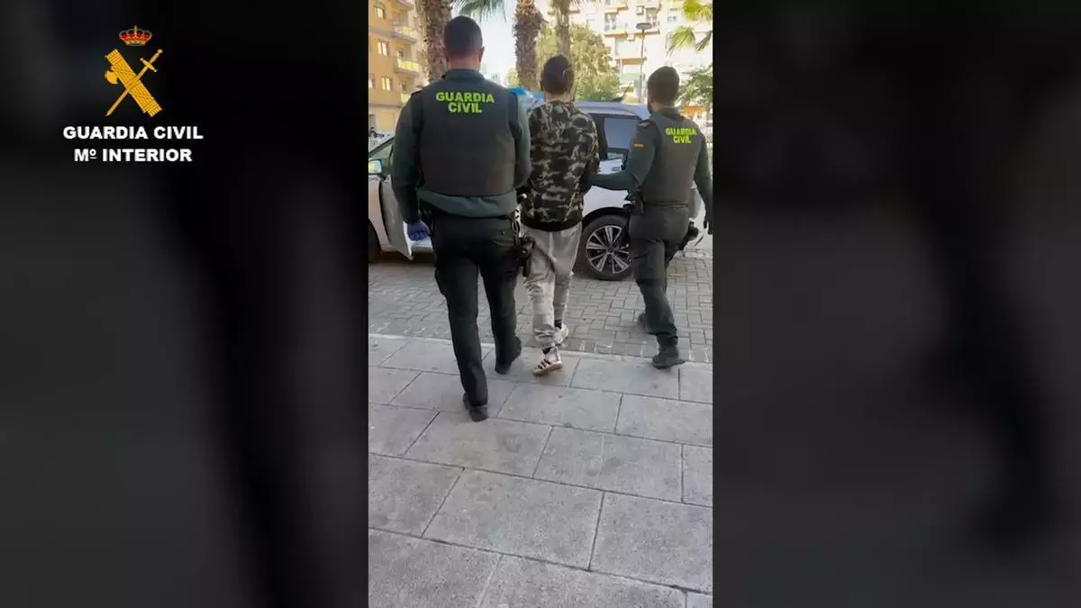 Envían a prisión a un joven detenido en tres ocasiones por hurtos en vehículos en l'Alcúdia, Carlet y Benimodo