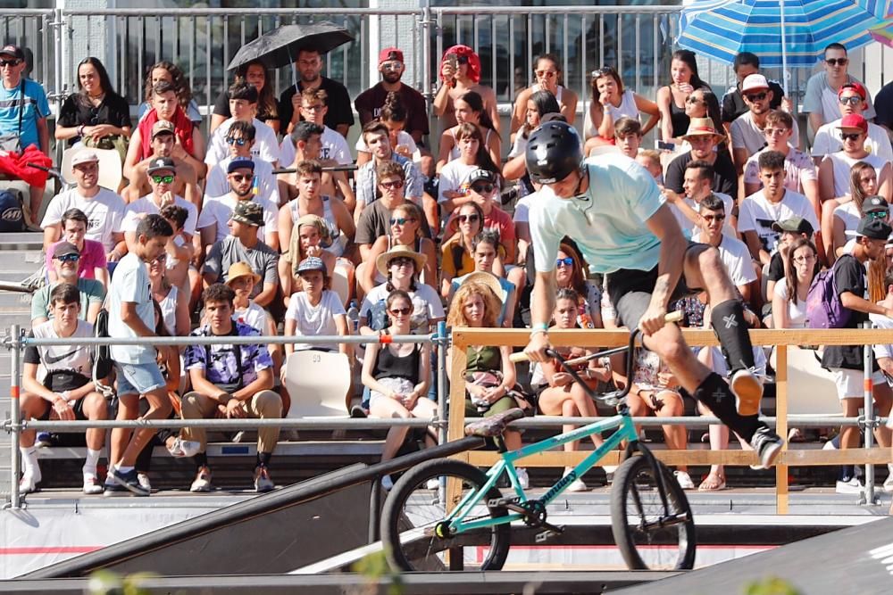 Tres días de acrobacias y piruetas imposibles, arte, deporte y cultura urbana campando por la fachada atlántica de Vigo. Un espectáculo al aire libre para el mejor festival del noroeste.