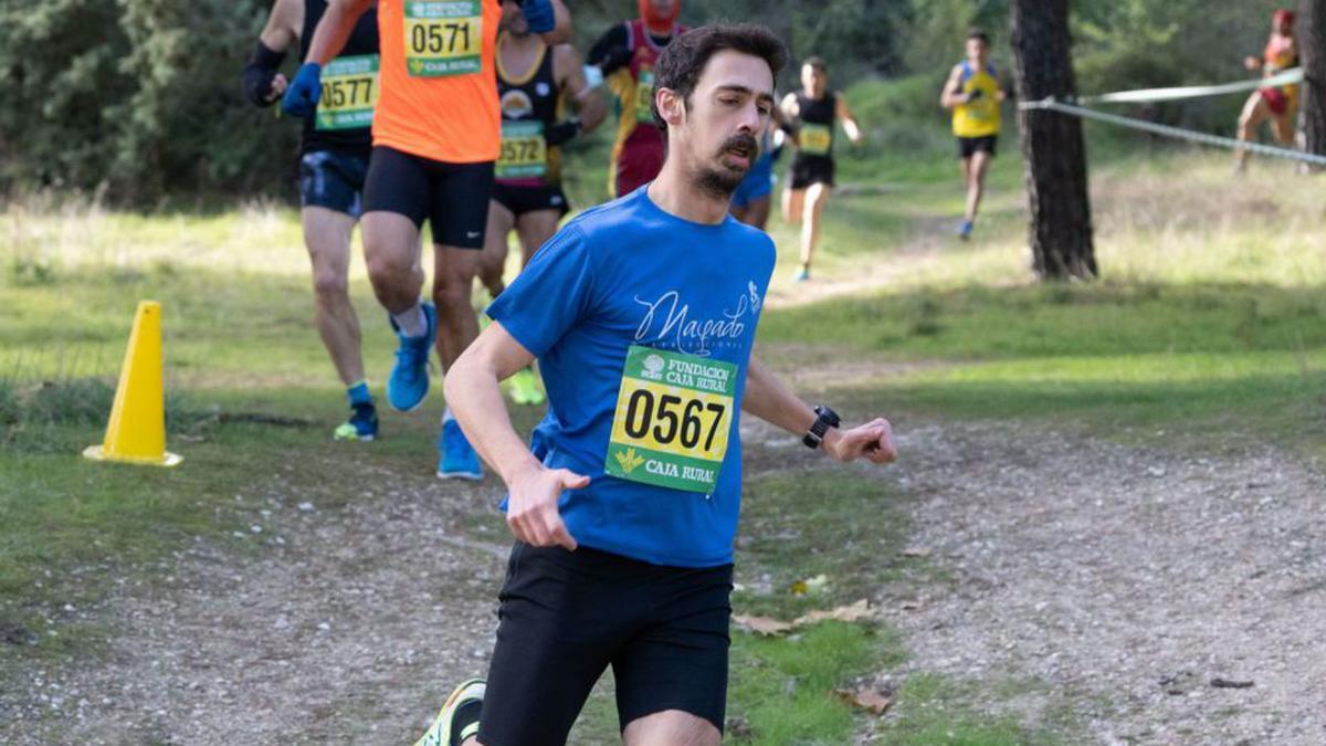 Angel Alejandro Nieto, en cabeza. / JLF