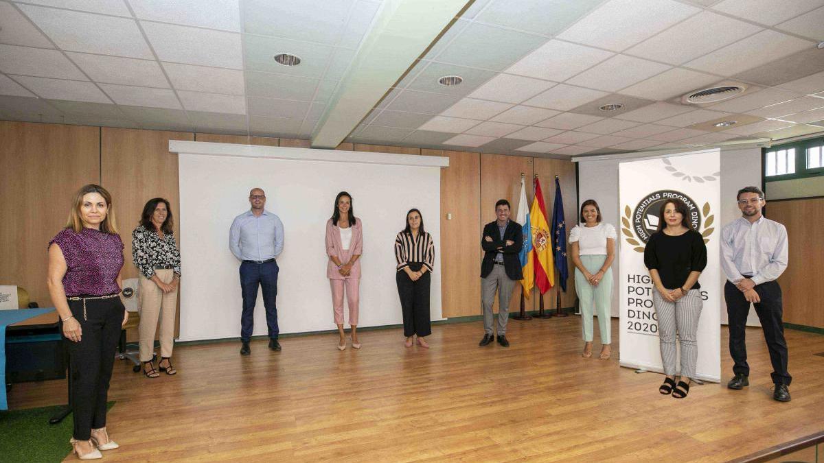 Hiperdino promociona el talento de nueve empleados de la cadena