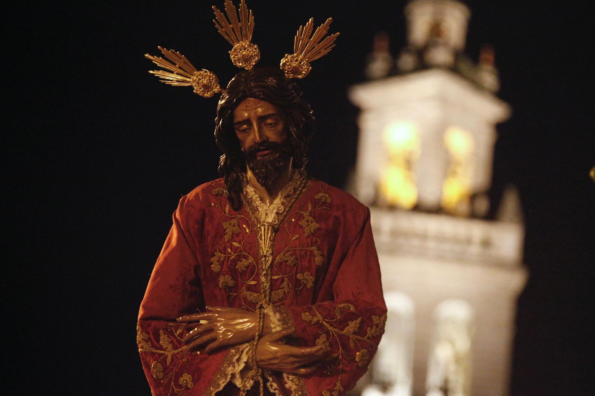 Vía crucis del Prendimiento, en imágenes