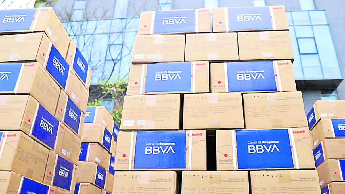 BBVA entrega 30 respiradores en Murcia para luchar contra el Covid-19