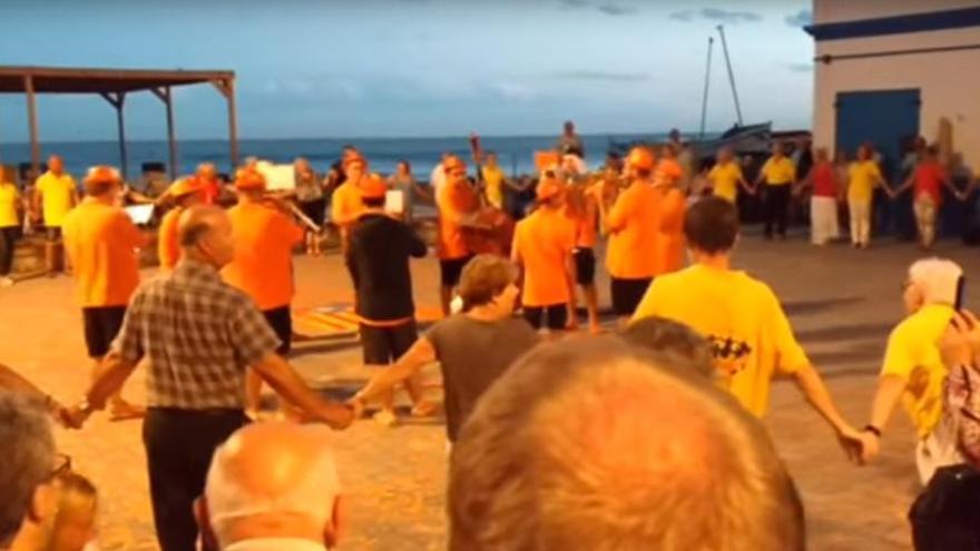 La versió per ballar sardana de &quot;Despacito&quot; a la Festa Major de Calafell