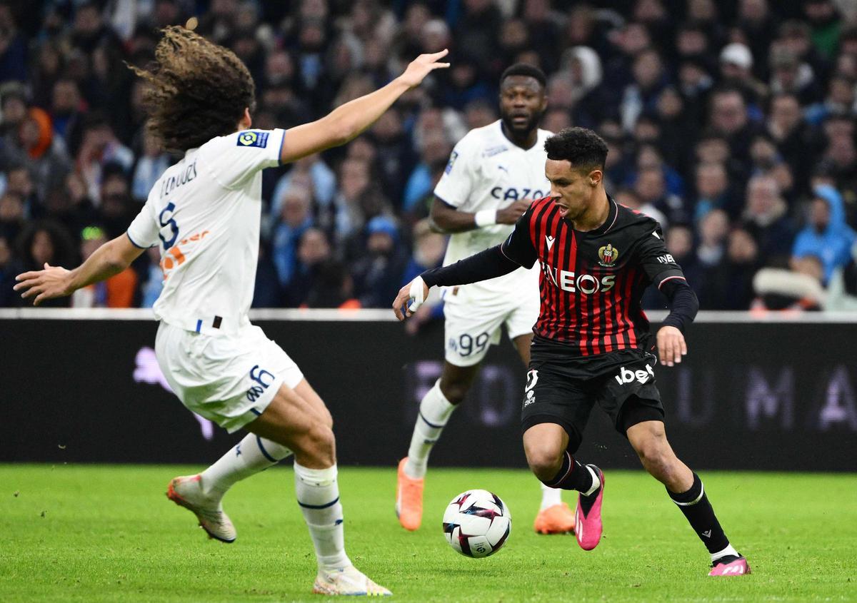 Niza (-114 millones de euros en el balance neto de traspasos)