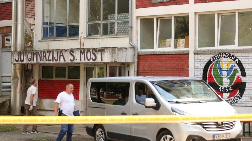 Un conserje mata a tres empleados de una escuela secundaria en Bosnia
