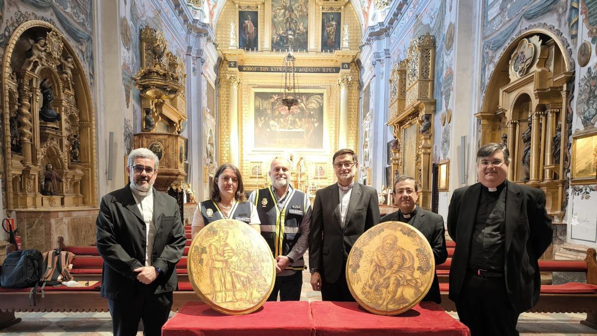 Imagen de la recepción de las dos pinturas de Lucas Valdés en el Hospital de los Venerables Sacerdores.