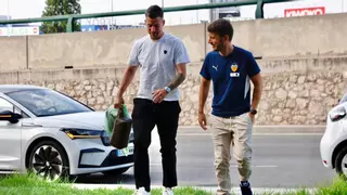 Baptiste Santamaría pasa la revisión médica