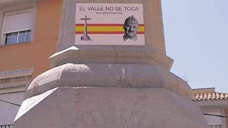 Mensajes de falange en la fuente del santo ángel