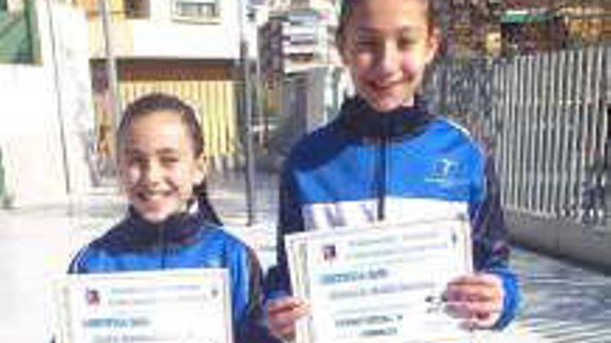 Noelia Ruiz y Alba Botella.