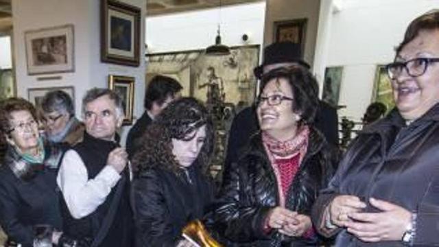 A lo largo del recorrido los asistentes pudieron observar el proceso de la creación de un zapato.
