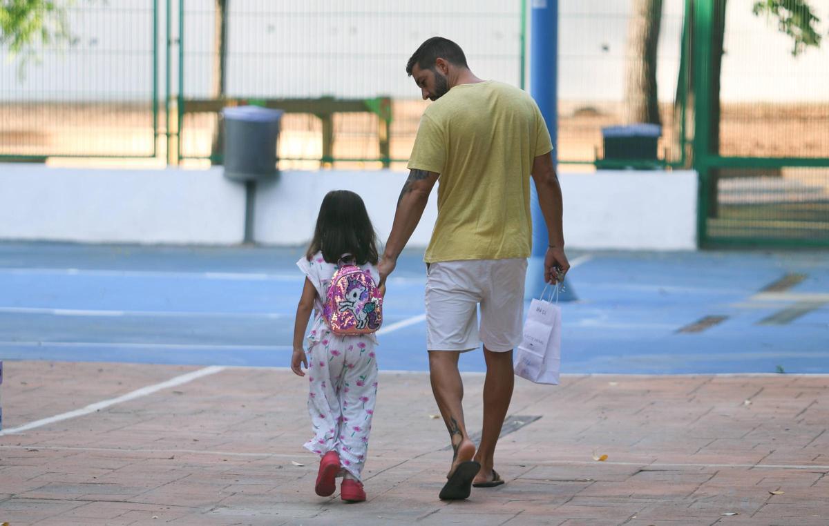 Valencia. VLC. Vuelta al cole en el colegio Constitución de Quart de Poblet