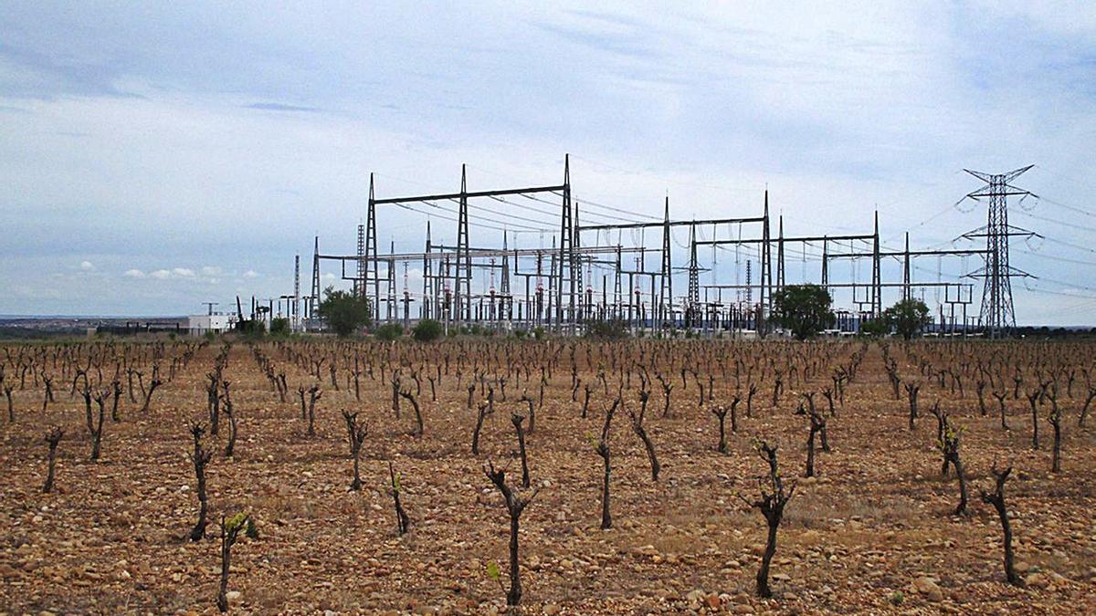 Subestación a la que se enlazará la línea de alta tensión proyectada en la vega de Toro. | Cedida