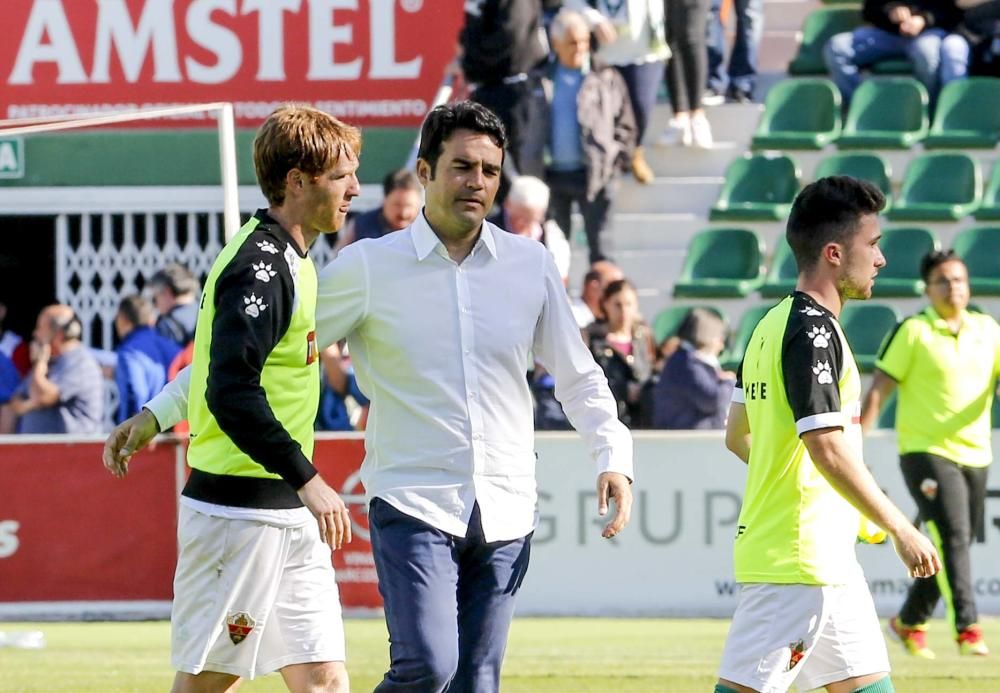 Los goles de Nino, Álex Fernández y Borja Valle le dan un respiro al equipo.