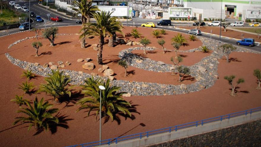 Más de 1,6 millones para mantener las zonas verdes en las vías de Tenerife