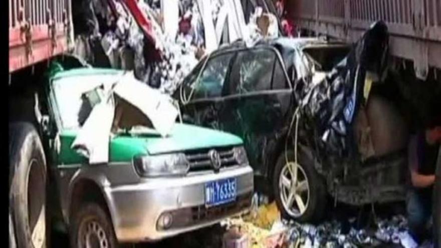 Nueve personas mueren un choque múltiple en el centro de China