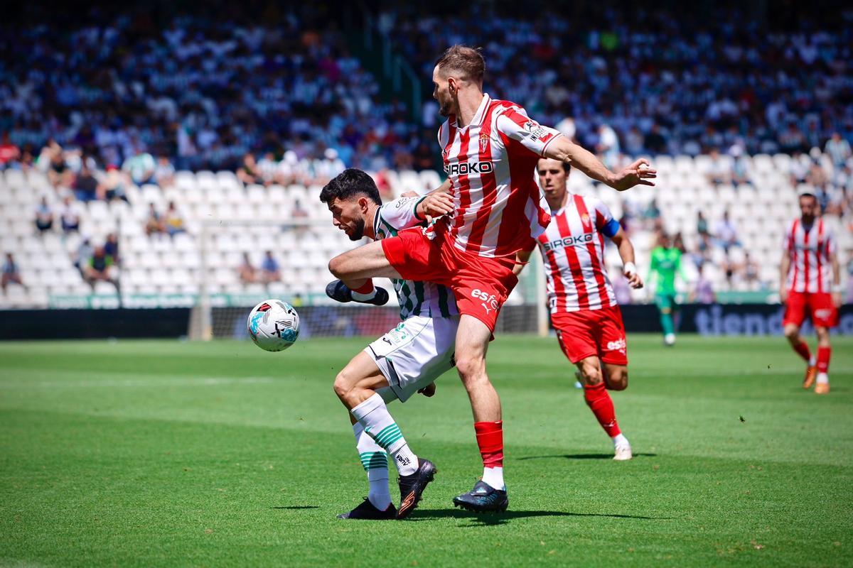 Córdoba CF-Sporting de Gijón | Las imágenes del partido de LaLiga Hypermotion