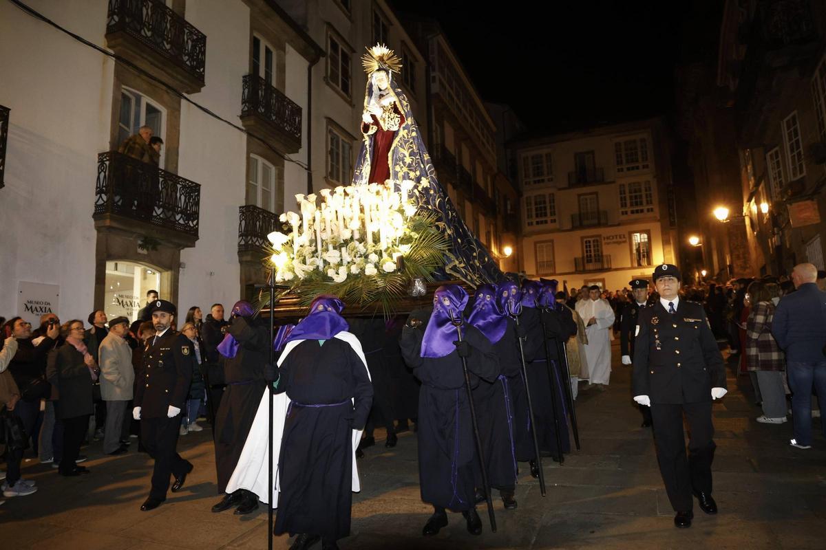 La Dolorosa llena de fervor las rúas de Santiago La Dolorosa llena de fervor las rúas de Santiago