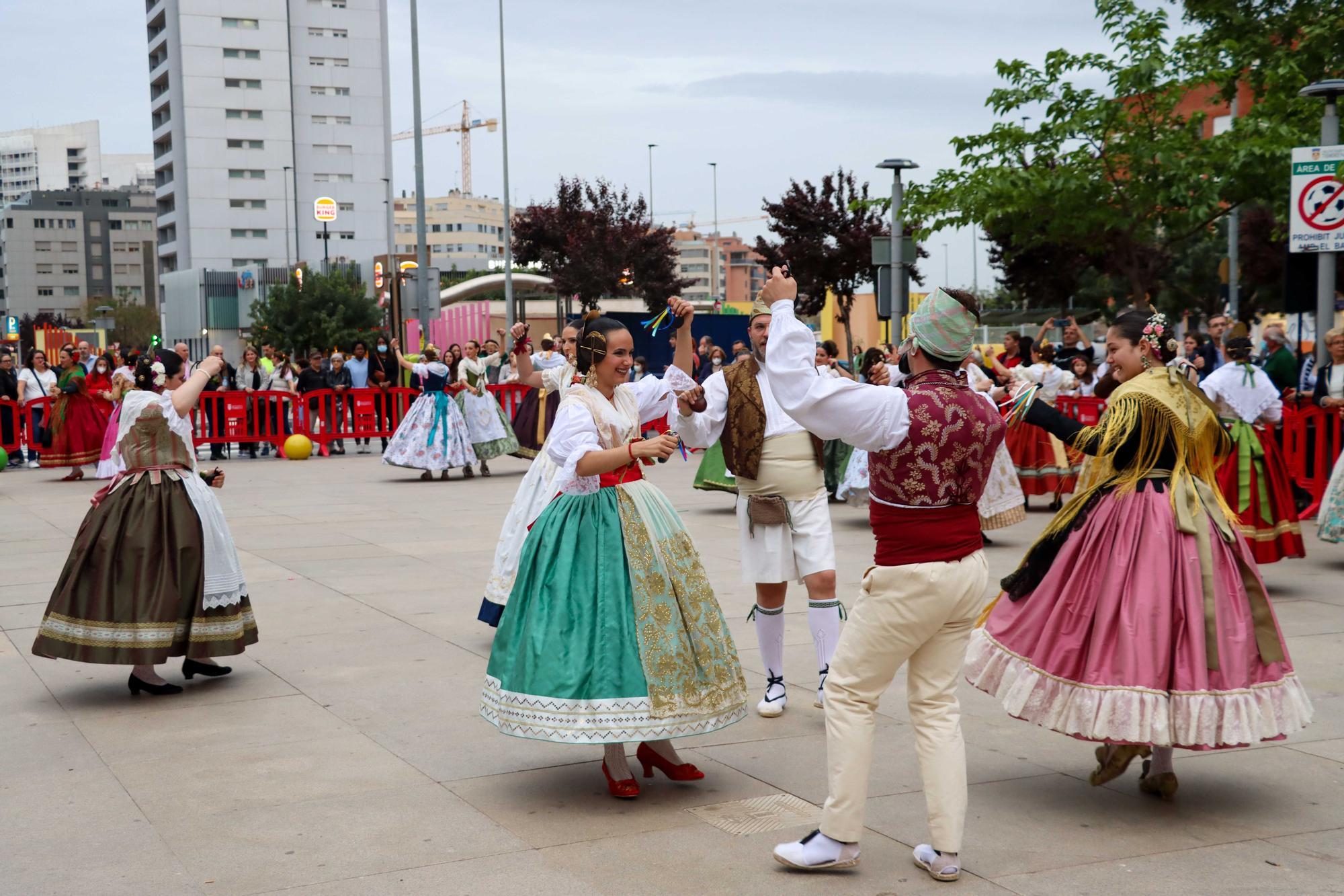 Dansà por Sant Josep Obrer en Torrent.