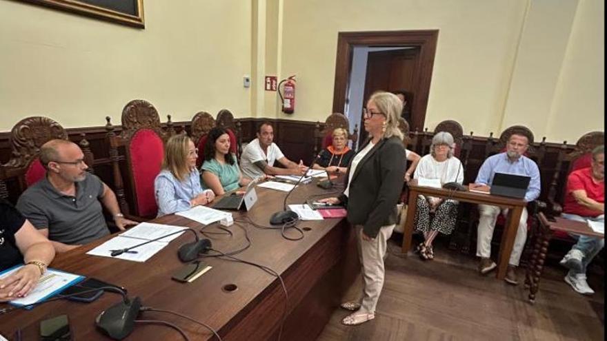Flor Assof toma posesión del cargo de concejala socialista en Alcúdia