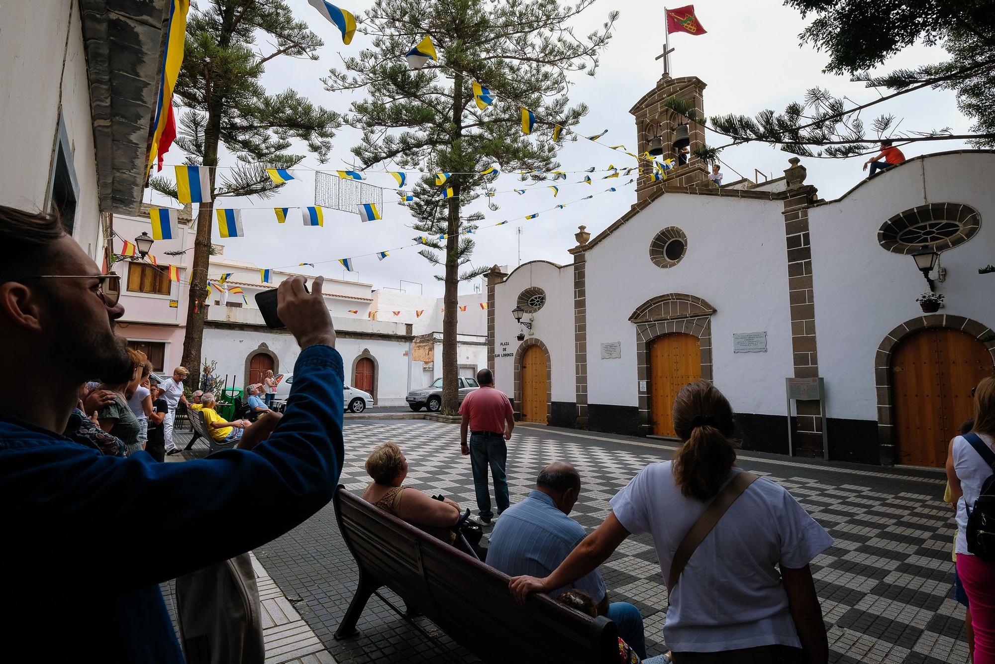 Subida de bandera en las fiestas de San Lorenzo