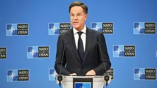 Rutte contradice a Sánchez y afirma que España tendrá que gastar el 3,5% del PIB para cumplir los requerimientos militares