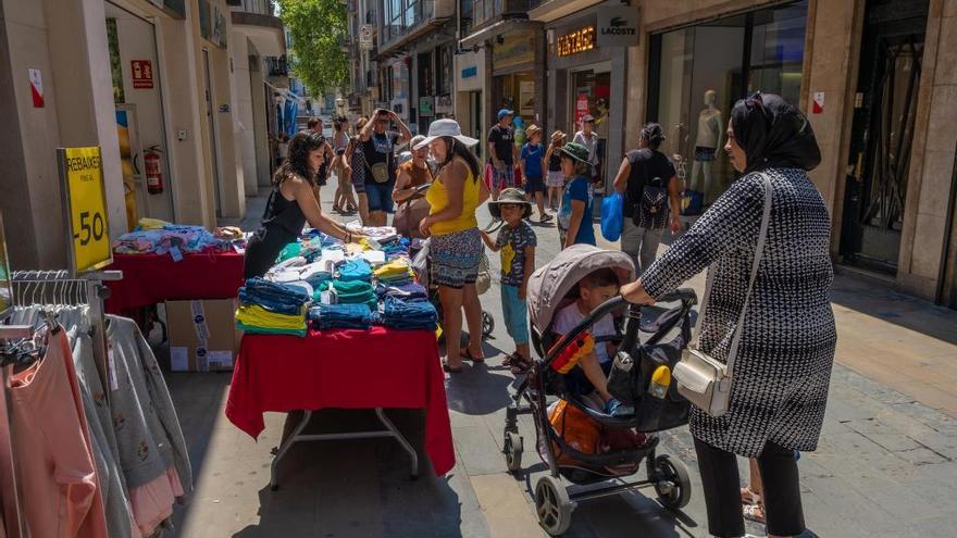 La zona de vianants durant el Viu Figueres Carrer.