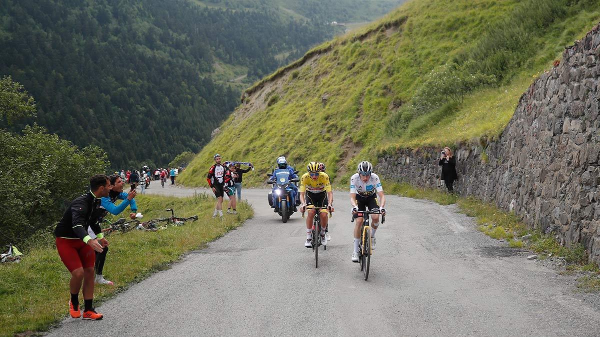 Pogacar volvió a exhibirse en la 17ª etapa del Tour