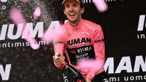 Simon Yates dona el gran cop a La Finestre i conquereix el Giro