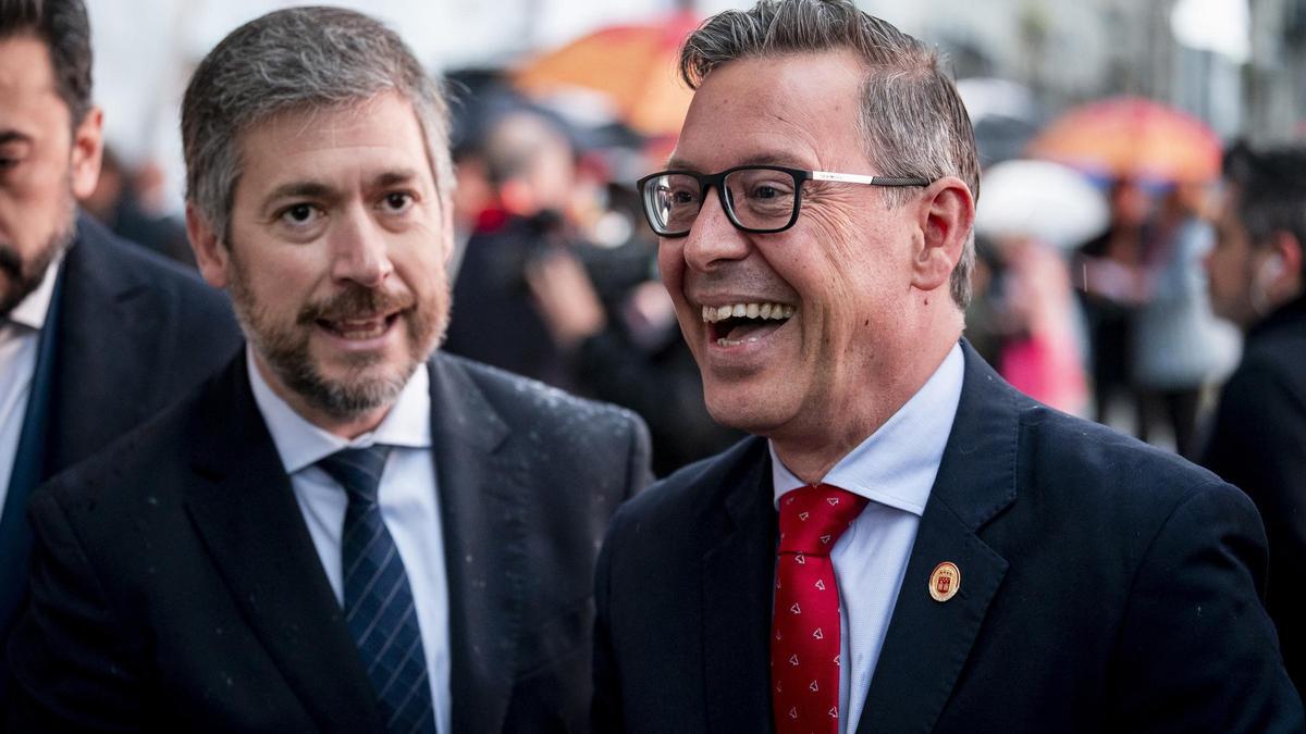 Feijóo encarga al 'número dos' de Ayuso la organización del congreso del PP