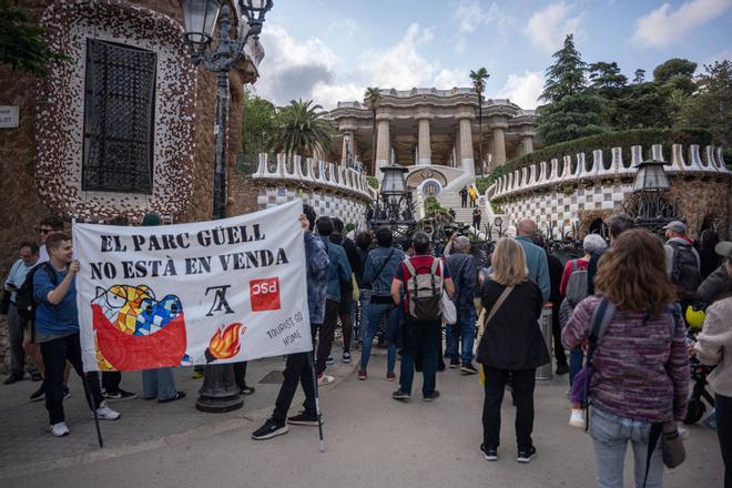 Barcelona cancel·la el sopar popular del centenari del Park Güell després de la polèmica veïnal