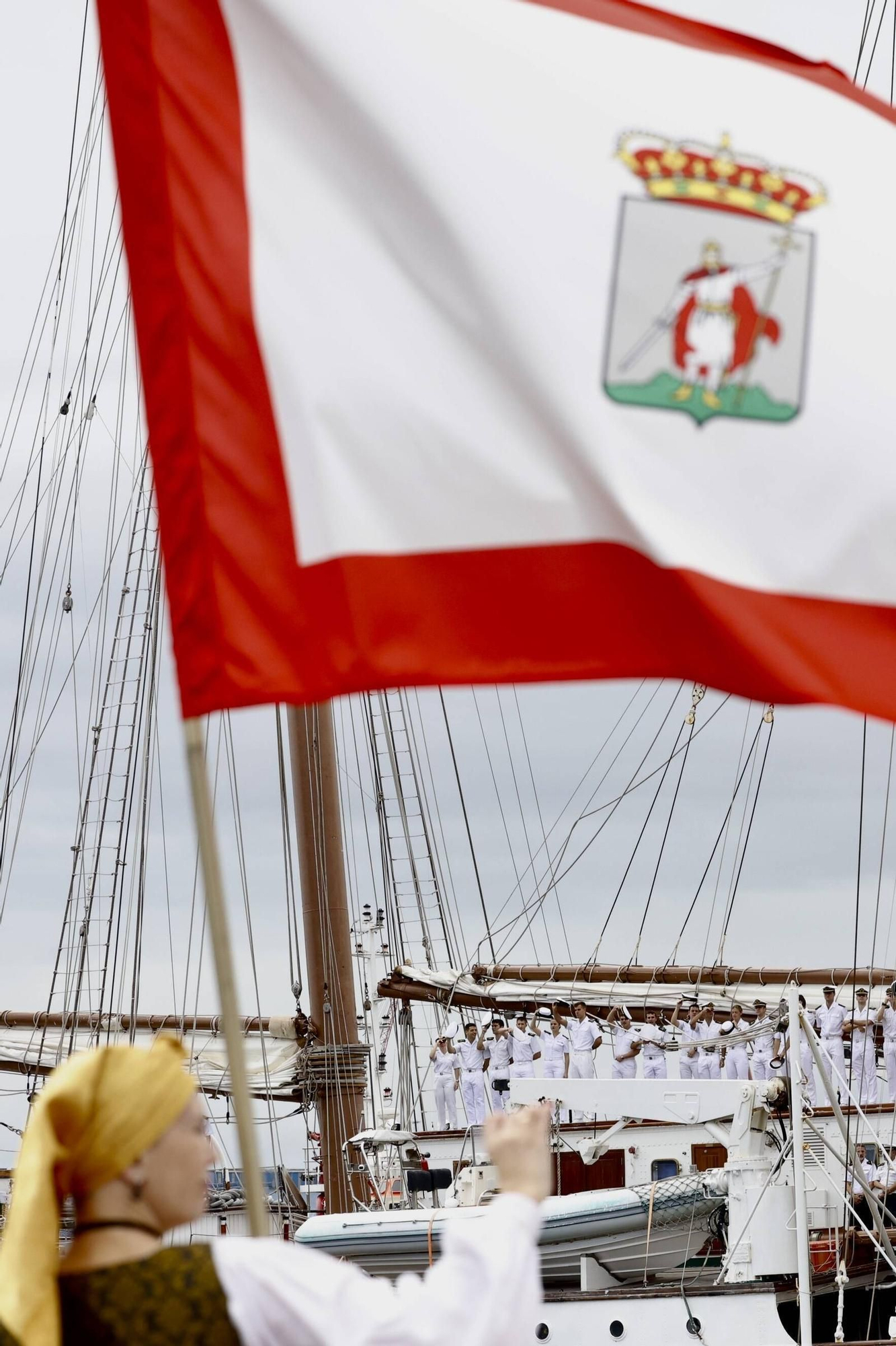 En IMÁGENES: Así fue la despedida de Leonor y "Elcano" del Musel