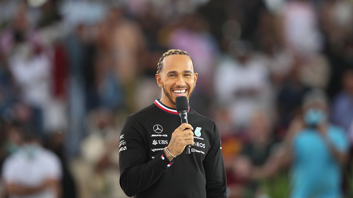Lewis Hamilton durante la Expo 2020 de Dubai