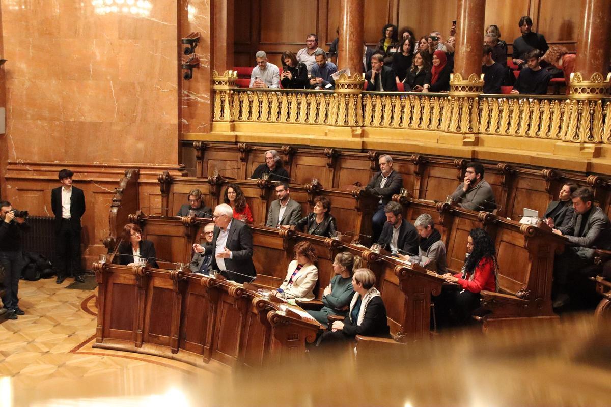 Maragall, se depide del pleno, este viernes.