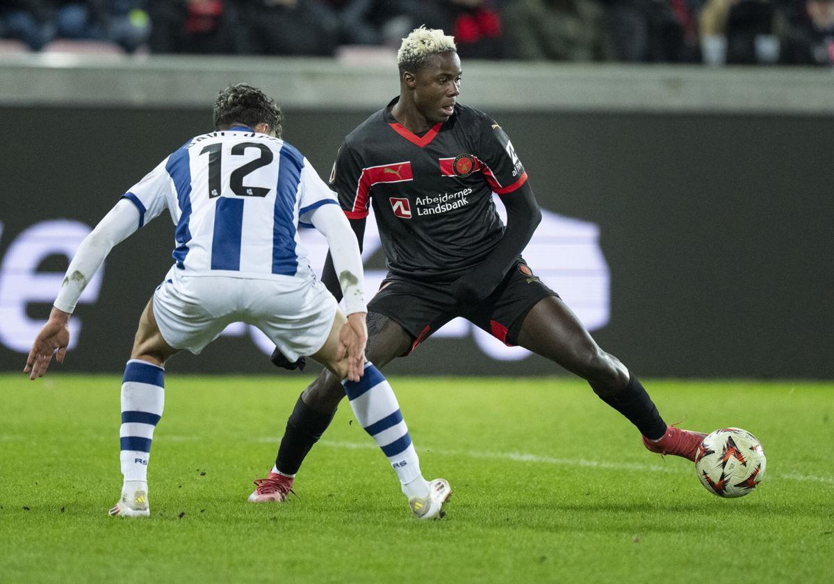 Franculino Djú, en acción, en un partido con el FC Midtjylland