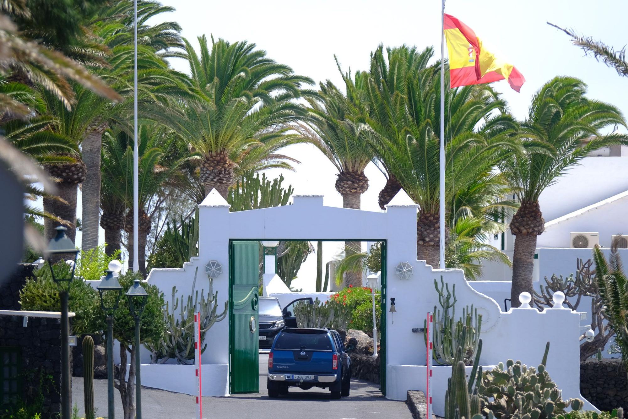 Pedro Sánchez y José Luis Rodríguez Zapatero veranean en Lanzarote