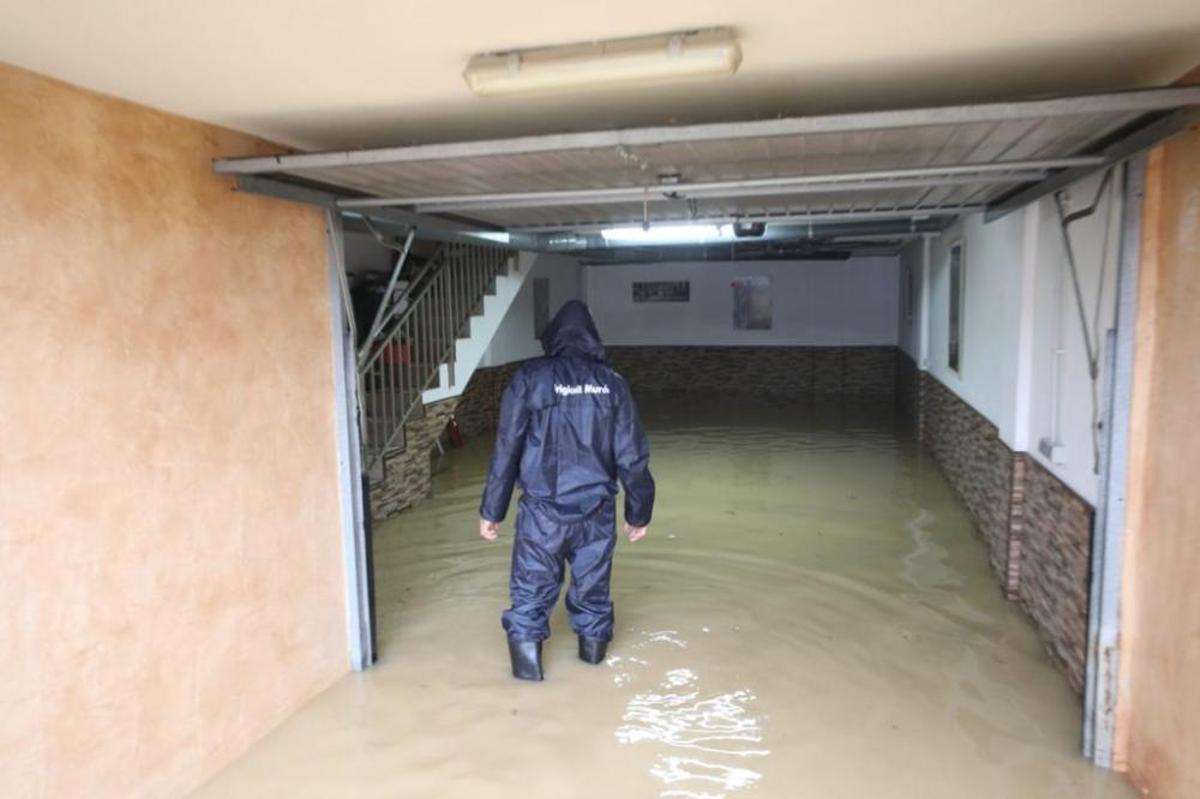 El temporal ha inundado calles, sótanos y garajes.
