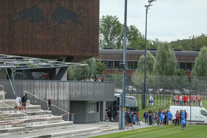 Las mejores imágenes del entrenamiento de hoy del Barça en Salzburgo