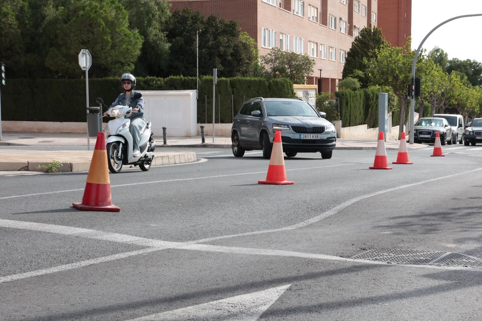 Así ha quedado la calzada de la Vía Parque de Alicante tras el hundimiento