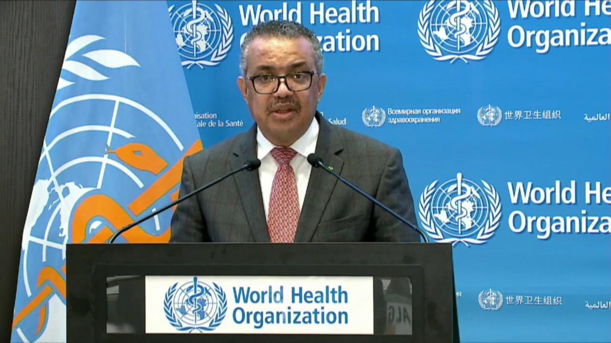 La variante ómicron del coronavirus nos recuerda que esto no se ha acabado, asegura el director general de la Organización Mundial de la Salud (OMS), Tedros Adhanom Ghebreyesus.