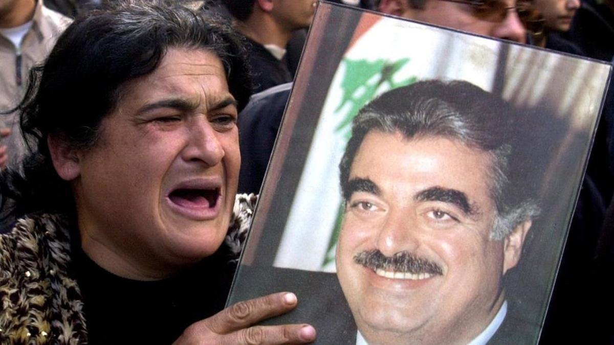 zentauroepp54347786 file photo  a lebanese woman mourns following the assassinat200805170528