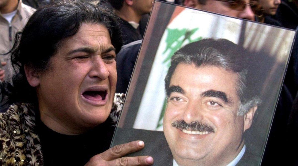 zentauroepp54347786 file photo  a lebanese woman mourns following the assassinat200805170528