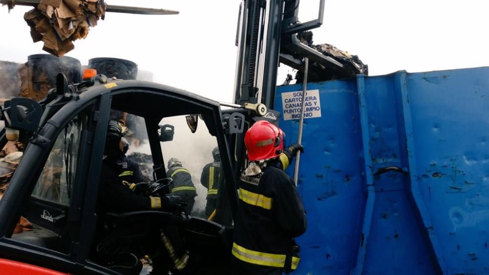 Incendio en la Urbanización Díaz Casanova