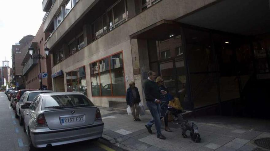 Imagen del edificio de Oviedo en el que se produjo el asesinato machista.