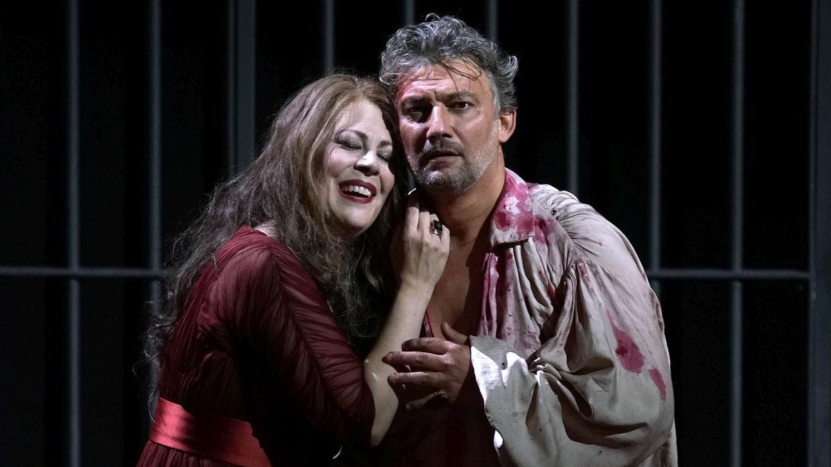 fotos de Sonda Radvanovsky i Jonas Kaufmann en el muntatge de ’Tosca’ que es va fer al Teatre Real de Madrid i demà arriba a Peralada