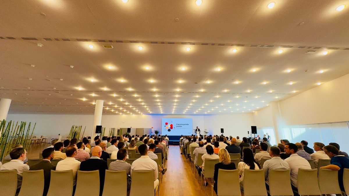Un momento del foro organizado por AWS.